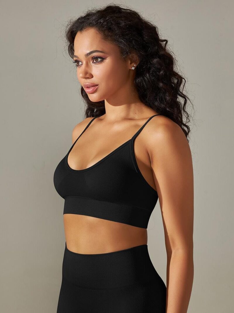 The Perfect Fit: Balance Caliber Seamless Adjustable Sports Bra - Comfort and Support for Every Workout!