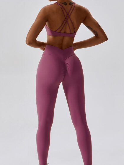 Turn Heads in Our Sexy Criss-Cross Twist Front Sports Bra & V-Waist Scrunch Butt Leggings Set - Perfect for Yoga, Gym & Workouts!