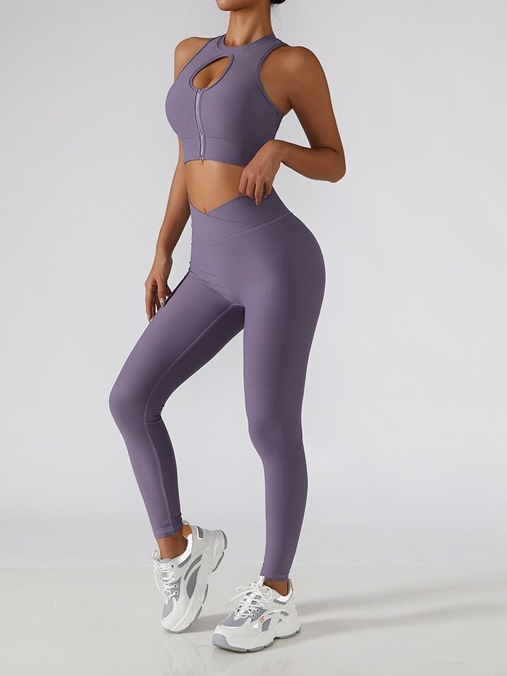 Activewear Set: Ribbed Cut-Out Zipper Sports Bra & V-Waist Yoga Leggings - Perfect for Working Out!