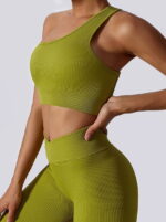 Luxurious Ribbed One-Shoulder Backless Sports Bra - Supportive and Sexy for Your Active Lifestyle