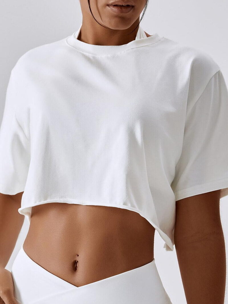 Luxuriously Soft Cotton Loose Fit Yoga Crop Top - Perfect for Workouts & Relaxation
