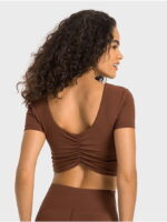 Move Freely in Our Sexy Scrunch-Back Sports Crop Top - Stretchy and Stylish!