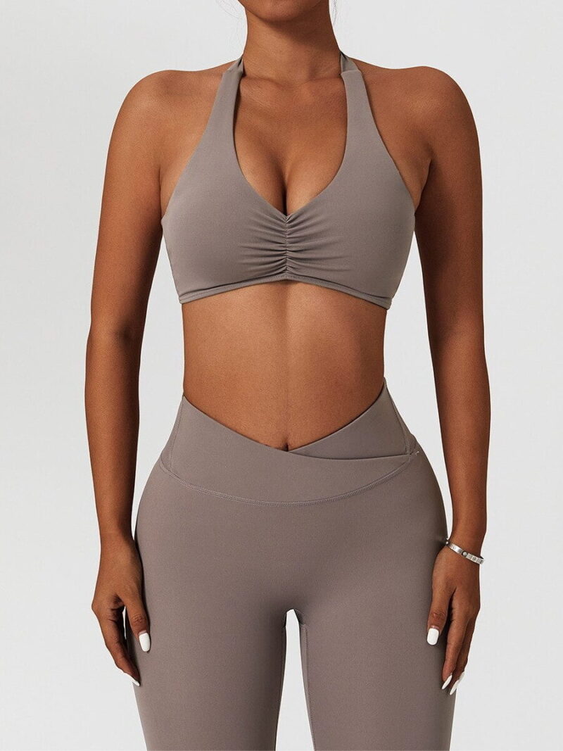 Turn Heads in This Halter Neck Scrunch Sexy Sports Bra - Look Hot While You Work Out!