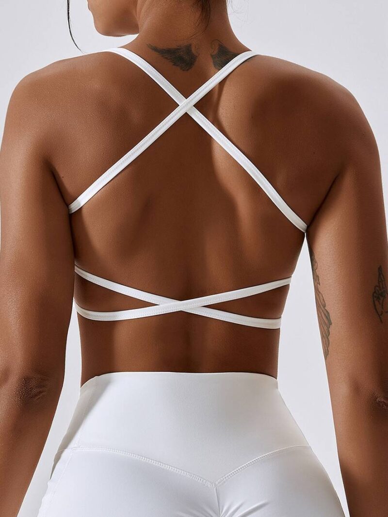 Crisscross Backless Push-Up Sports Bra: High-Impact Support for Your Workouts, Sexy & Stylish Design, Comfort & Breathability for Maximum Performance.
