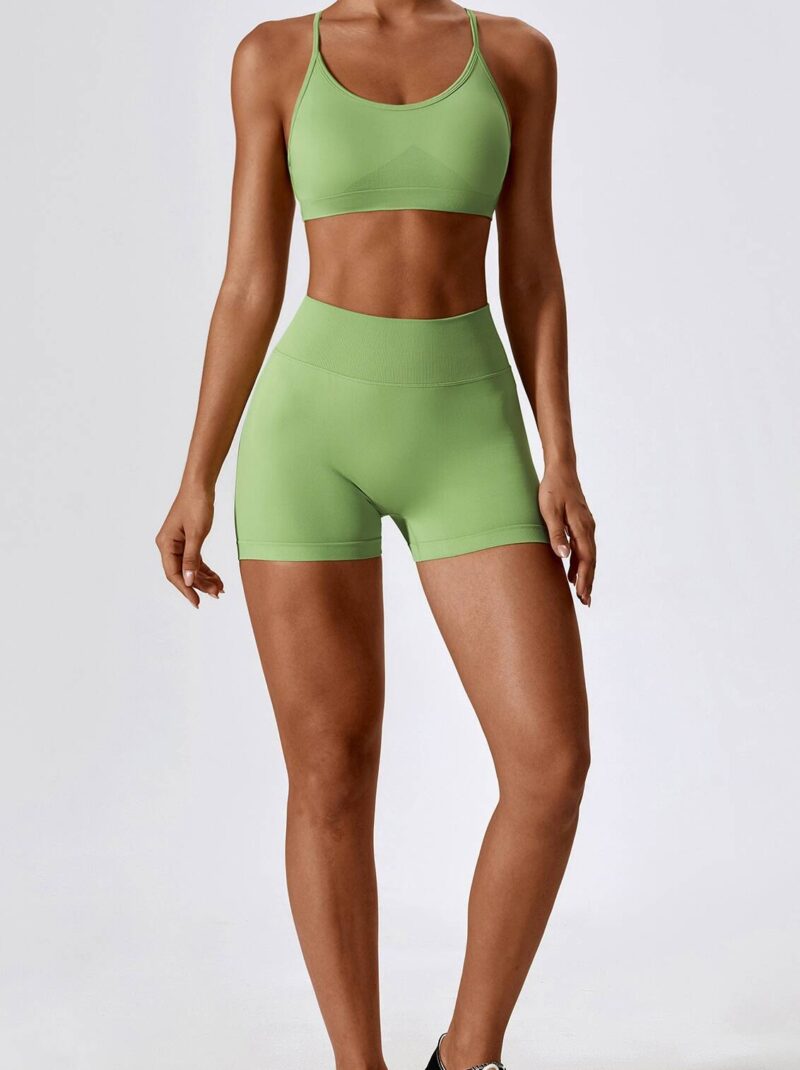 Elegant Cross-Back Backless Sports Bra & High-Waisted Scrunch-Butt Shorts Set - Ideal for Workouts and Exercise