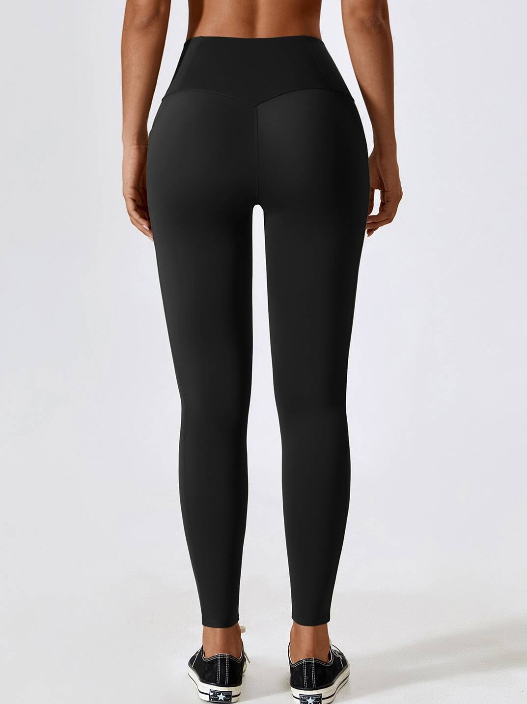 https://valueyoga.co/wp-content/uploads/2023/08/Experience-Optimal-Comfort--Style-With-Our-Luxurious-High-Waisted-Yoga-Pants-Featuring-2-Convenient-Side-Pockets-e1693236582449.jpg