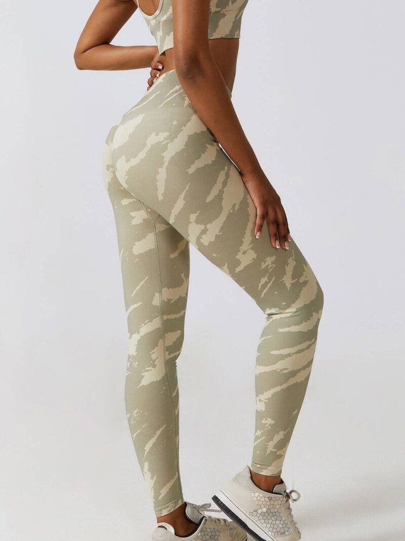 Fashionable Tie-Dye High Waisted Yoga Scrunch Butt Leggings - Perfect for Workouts and Lounging!
