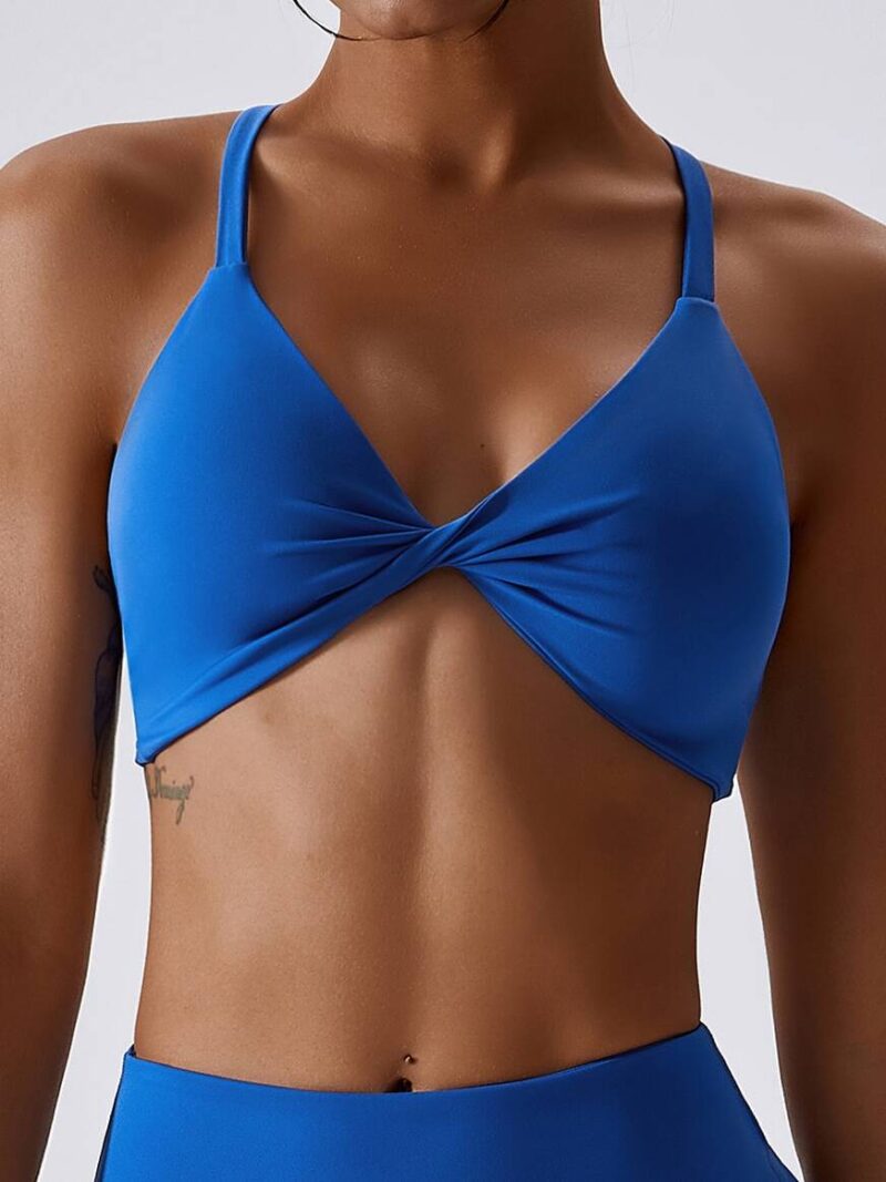 Fitness-Ready Halter Neck Bra with Front-Twist Flair