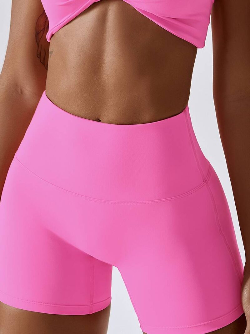 Flaunt Your Curves with These Flattering High-Waisted Seamless Shorts - Scrunched Butt Design for Maximum Comfort and Style!