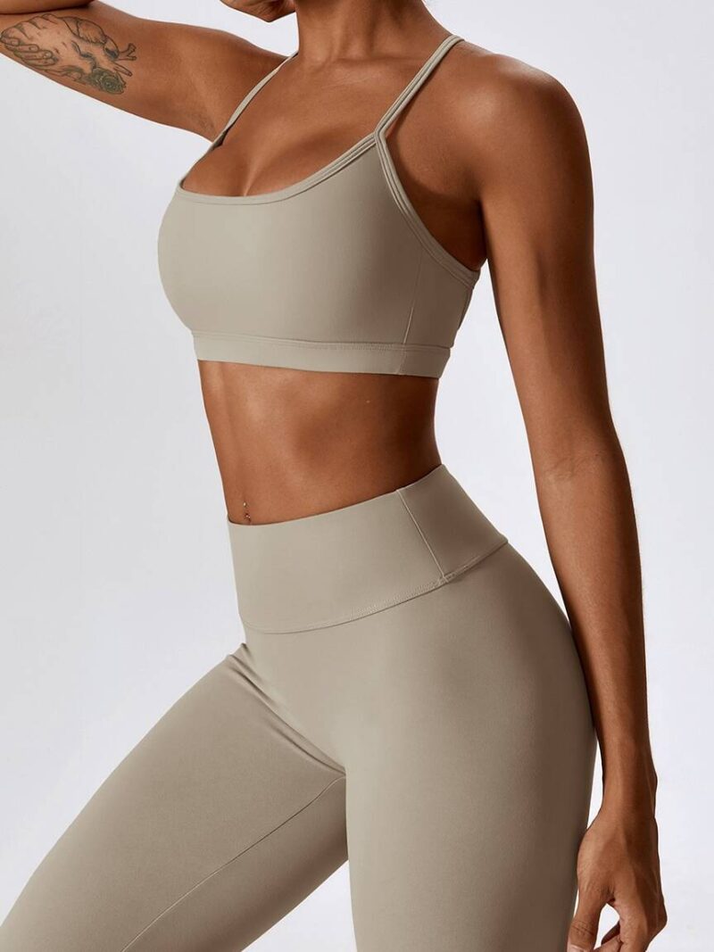 Get Ready to Sweat in Style! Cross-Back Sports Bra & High-Waisted Scrunch Butt Leggings Workout Outfit Set - Perfect for Yoga, Running, Gym & More!