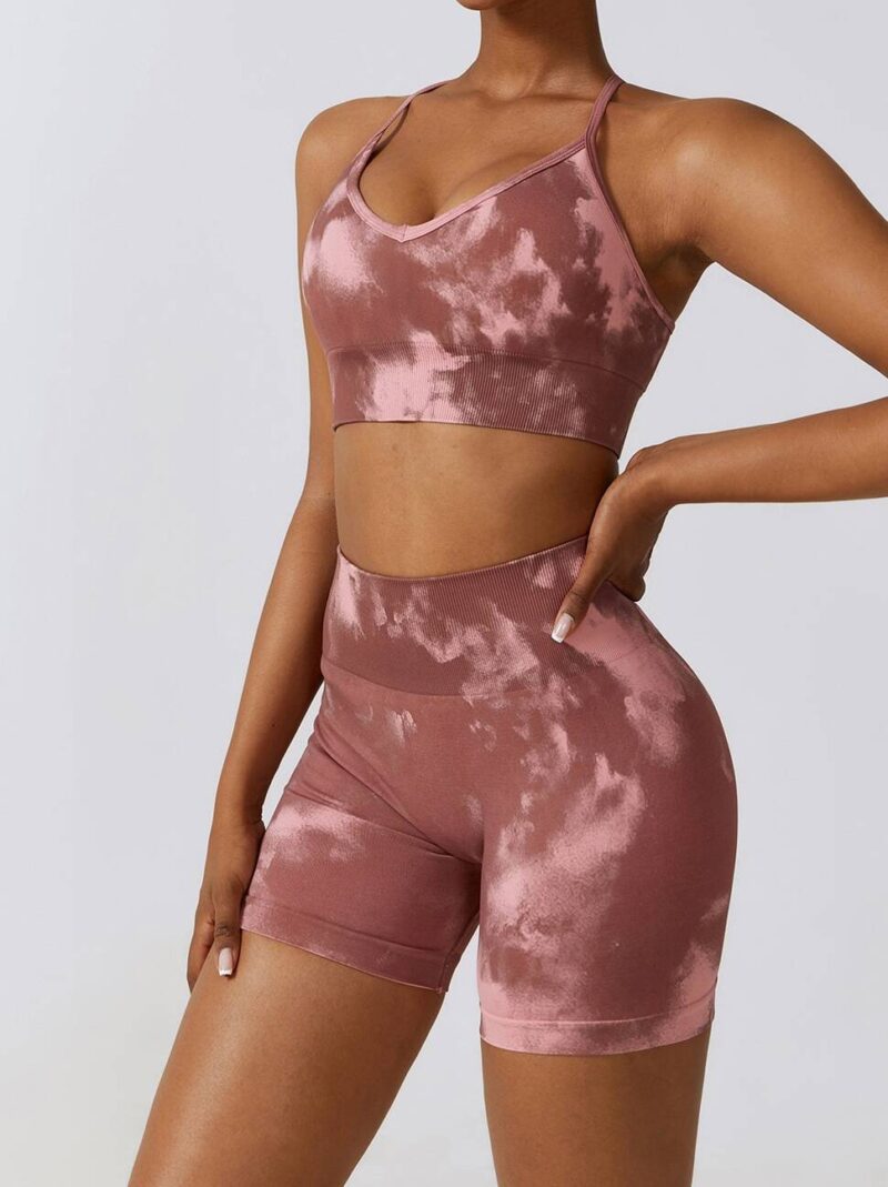 Gorgeous Tie-Dye High-Waisted Yoga Shorts with Scrunch Butt Detail for a Stylish and Comfortable Workout