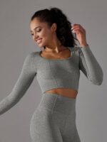 Ladies Sexy Long-Sleeve Yoga Crop Top | Slim-Fit Workout Top for Women | Stretchy & Breathable Athletic Top | Stylish & Comfy Exercise Top for Women