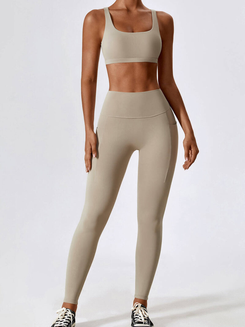 Luxurious Comfort & Supportive Fit: Backless Padded Sports Bra & High Waist Leggings Set for Women - Perfect for Yoga, Running and Gym Workouts!