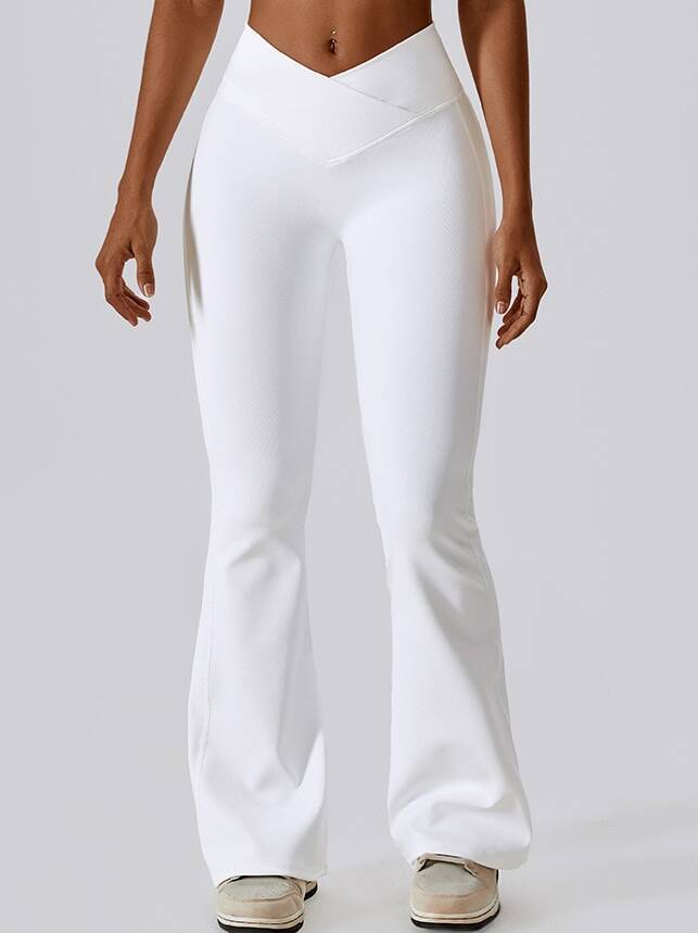 Luxurious Ribbed V-Waist Wide-Leg Leggings with a Scrunchy, Booty-Enhancing Detail
