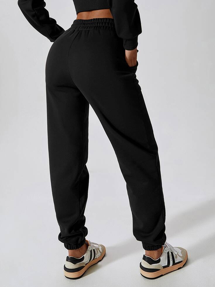 Mens Relaxed-Fit Athletic Joggers with Handy Pockets - Perfect for Working Out or Lounging Around!
