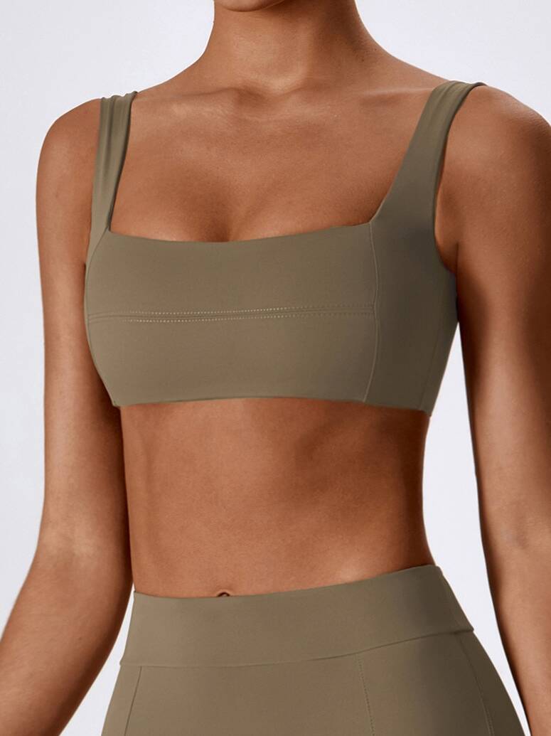 https://valueyoga.co/wp-content/uploads/2023/08/Seamless-Push-Up-Square-Neckline-Sports-Bra--Trendy-Workout-Top-with-Supportive-Fit-e1691581335155.jpg