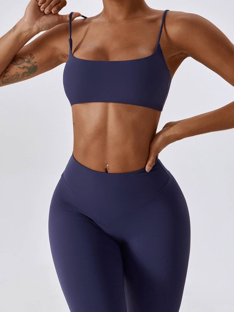 Sensual Spaghetti Strap Sports Bra & High Waisted Scrunchy Booty Leggings Set - Enhance Your Curves & Boost Your Workout!