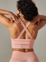 Sensuous Cross-Back High-Impact Fitness Bra - For Maximum Support and Comfort During Intense Workouts
