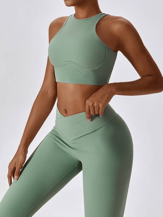Sexy Ribbed Racerback Cut-Out Detail Sports Bra for Workouts and Beyond