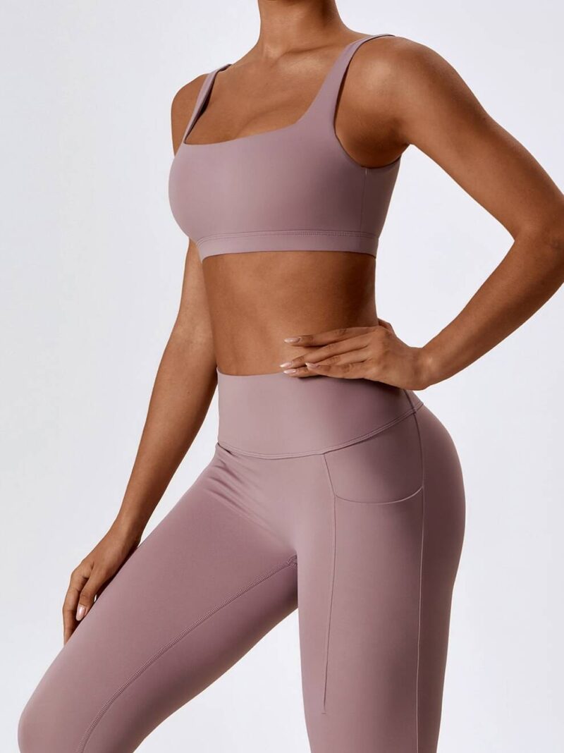 Sexy Square-Neck Backless Training Bra - Perfect for High-Intensity Workouts!