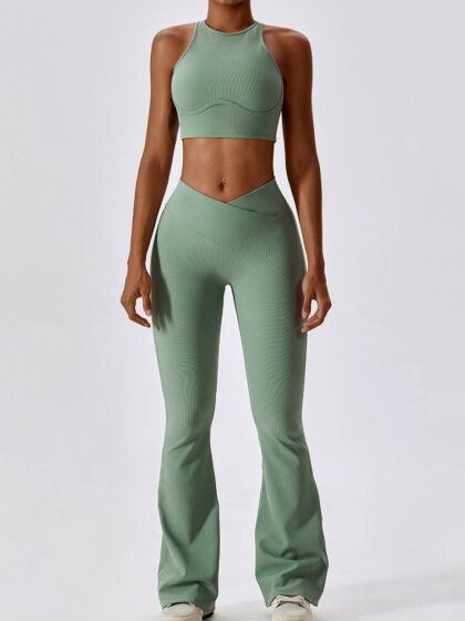 Shape Up & Stand Out: 2-Pack of Ribbed Racerback Sports Bras & V-Waist Scrunch Butt Leggings for the Perfect Workout Look!