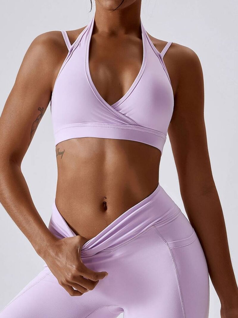 Shape Your Body in Style: Sexy Backless Sports Bra with Halter Neck Design