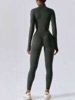 Sporty Three-Piece Set: Jacket, Sports Bra & High-Waist Leggings for the Active Lifestyle