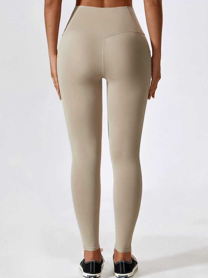 Stylish High-Rise Yoga Tights with 2 Convenient Side Pockets - Perfect for Working Out & Lounging!