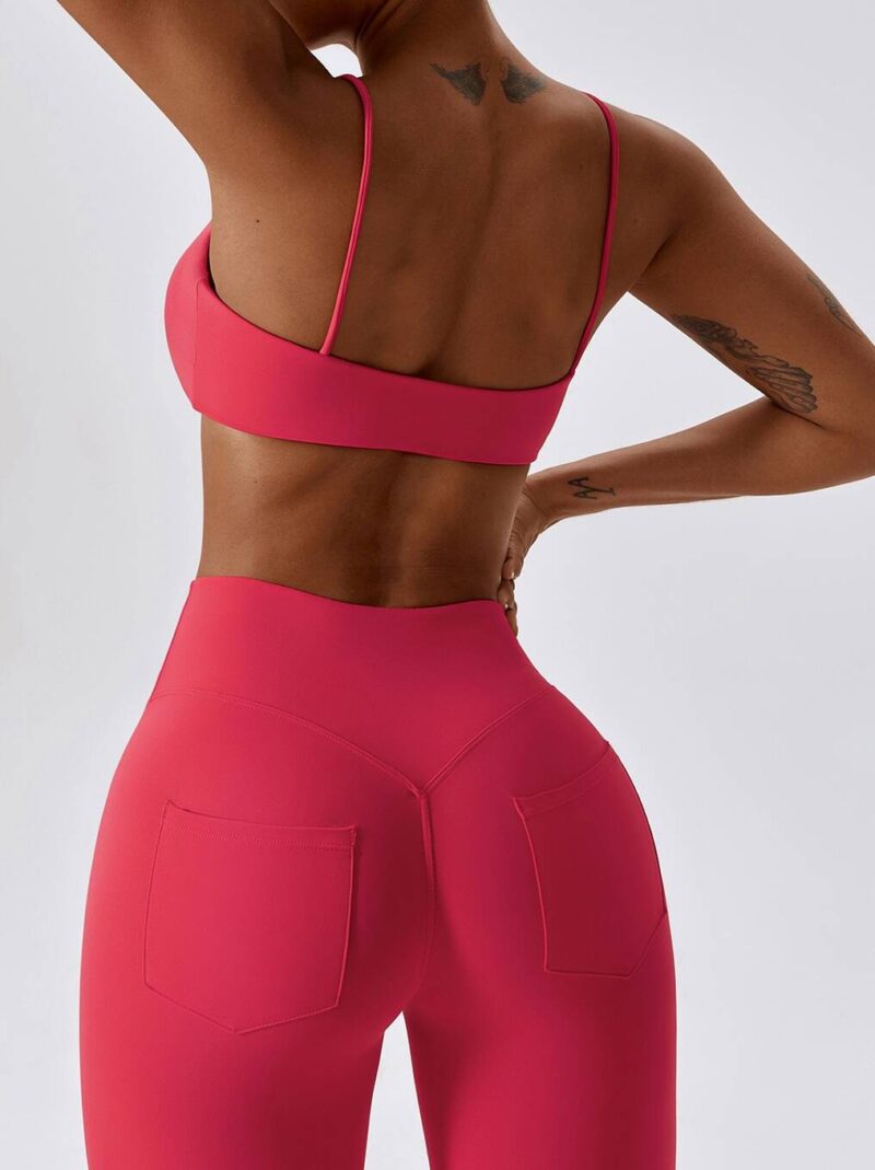 Sultry Squared Neck Sports Bra with Delicate Spaghetti Straps - Perfect for High Impact Activities