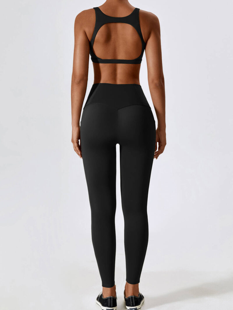 Sweat In Style Backless Padded Sports Bra & High Waist Leggings Set - Look Sexy While You Work Out!