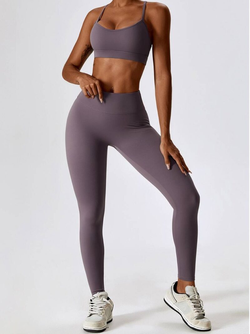 Sweat in Style! Cross Back Sports Bra & High Waist Scrunch Butt Leggings Workout Outfit Set - Feel Confident & Flaunt Your Curves!