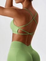 Unleash Your Inner Athlete: Cross-Back, Backless Sports Bra for Maximum Comfort & Support