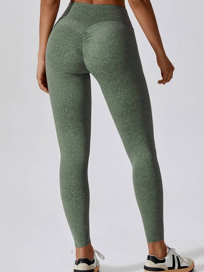 Womens Camo High-Waisted Scrunchy Butt Leggings - Show Off Your Shapely Booty!
