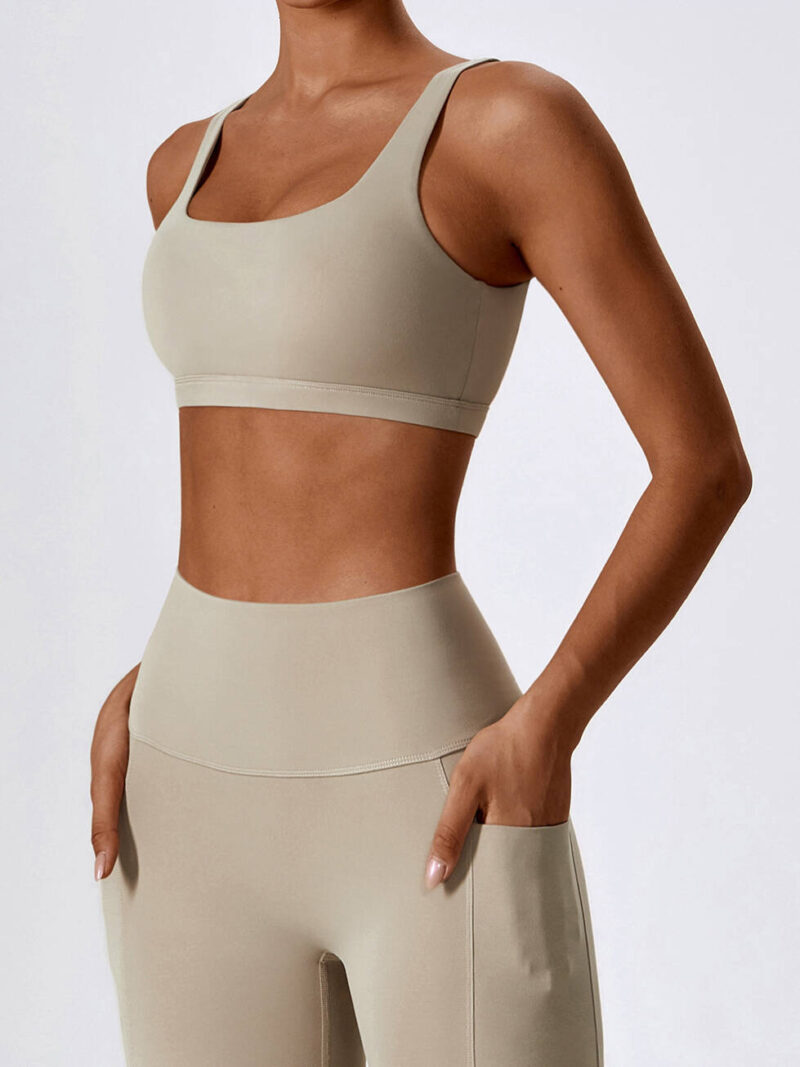 Womens Sexy Backless Padded Sports Bra & High Waist Leggings Set - Support & Comfort for the Gym!