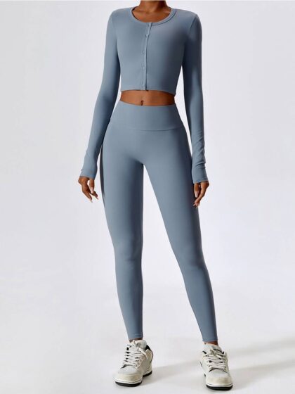 Womens Sexy Gym Gear Set - Long Sleeve Cropped Top & High Waisted Scrunch Booty Leggings for Fitness & Exercise