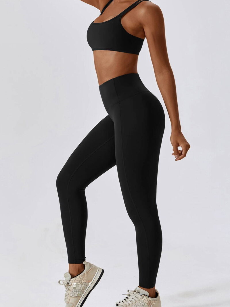 Dynamic Duo: Dual Strap Cross-Back Sports Bra & High-Rise Scrunch Booty Leggings Set - Perfect for Working Out!
