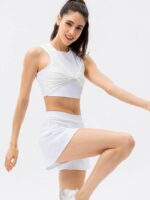 Fashionable Twisted-Front Round-Neck Cropped Yoga Tee