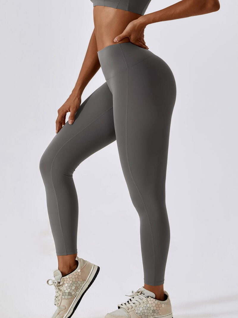 Flaunt Your Curves in Sexy, High-Waisted Booty-Lifting Yoga Pants
