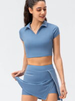 Ladies Golf & Tennis Outfit: Stylish Crop Top & Flattering High Waisted Skirt - Perfect for the Sporty & Chic Woman!