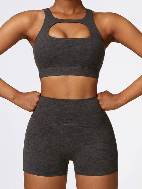 Dynamic Duo: 2-Piece Set of Sports Bra & Scrunch Butt Shorts for an Active Lifestyle