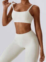 Seductive Square Neck Push-Up Sports Bra & Curvy High-Waist Scrunch Butt Leggings Set - Perfect for Working Out & Flaunting Your Flawless Figure!