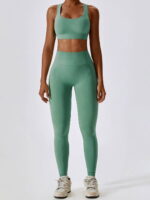 Speed Up Your Workout with this Sexy Racerback Sports Bra and High-Waisted Scrunch Butt Leggings Set!