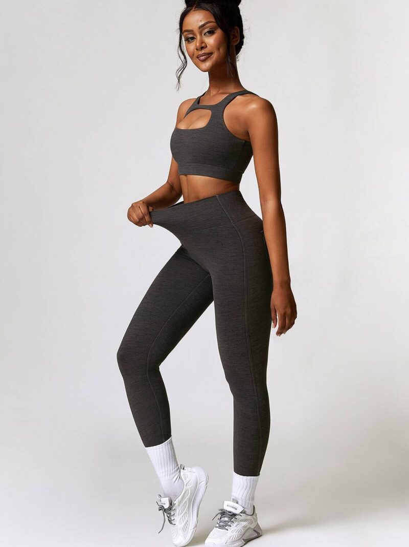 Stylish High Waisted Scrunch Butt Yoga Leggings with Pockets - Comfort and Style!