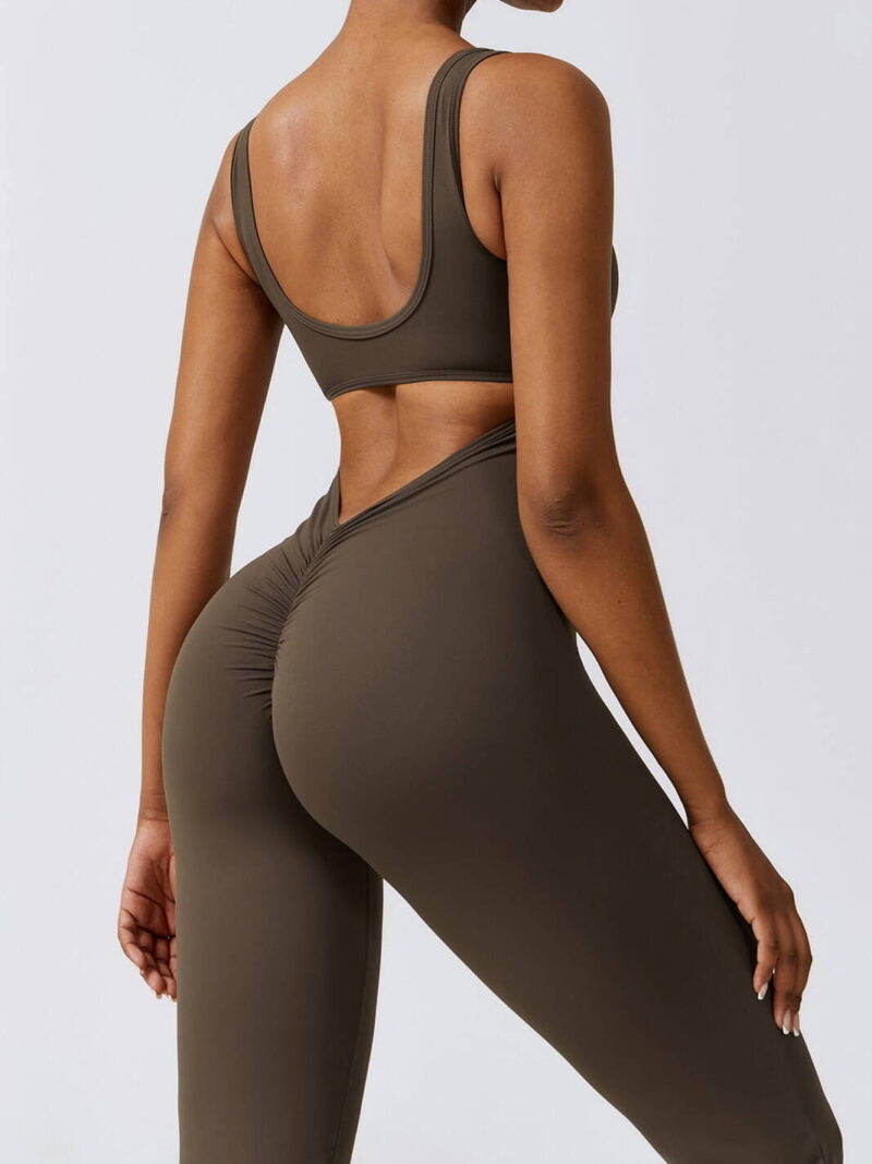 Stylish Yoga Jumpsuits with Flared Bottoms and Scrunch Butt Accent | Comfortable Activewear for Your Workout