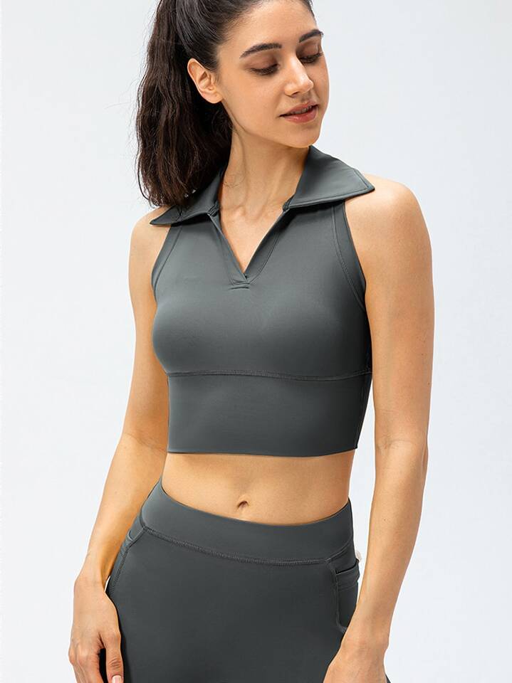 V-Neck Tennis Cropped Shirt - Athletic Style for the Court