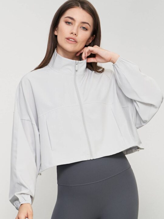 Womens Sun-Protective Zipper Jacket: Keep the Rays at Bay in Style!