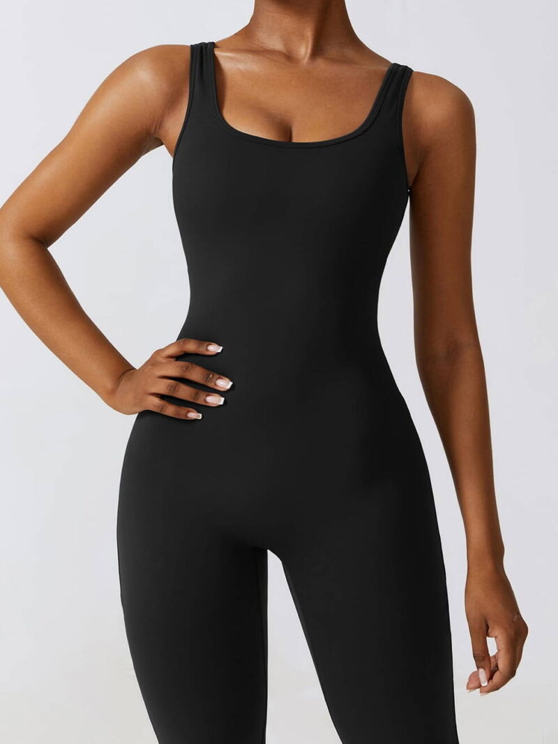 Yoga Jumpsuits with Sexy Scrunch Butt Design and Flared Bottoms - Perfect for Making a Flattering Statement!