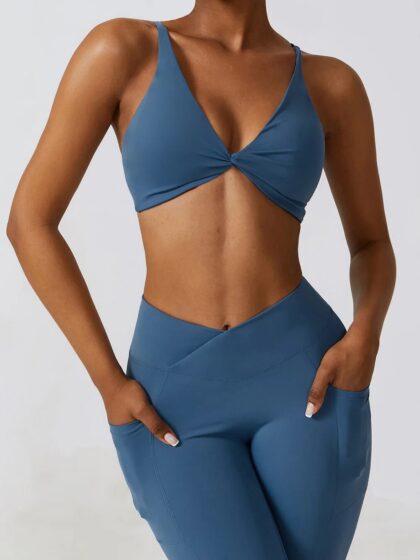 Athlete-Inspired Look: Show Off Your Assets in Our Racerback Cut-Out Sports Bra & V-Waist Scrunch Butt Leggings Set!