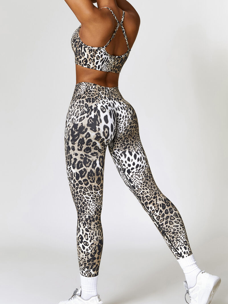 Fashionably Fun Tie-Dye Scrunch Butt Yoga Leggings - Enhance Your Booty & Look Fabulous!
