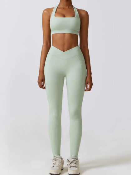 Hit the Gym in Style with this Sexy Racerback Cut-Out Sports Bra and Flattering V-Waist Scrunch Butt Leggings Set!